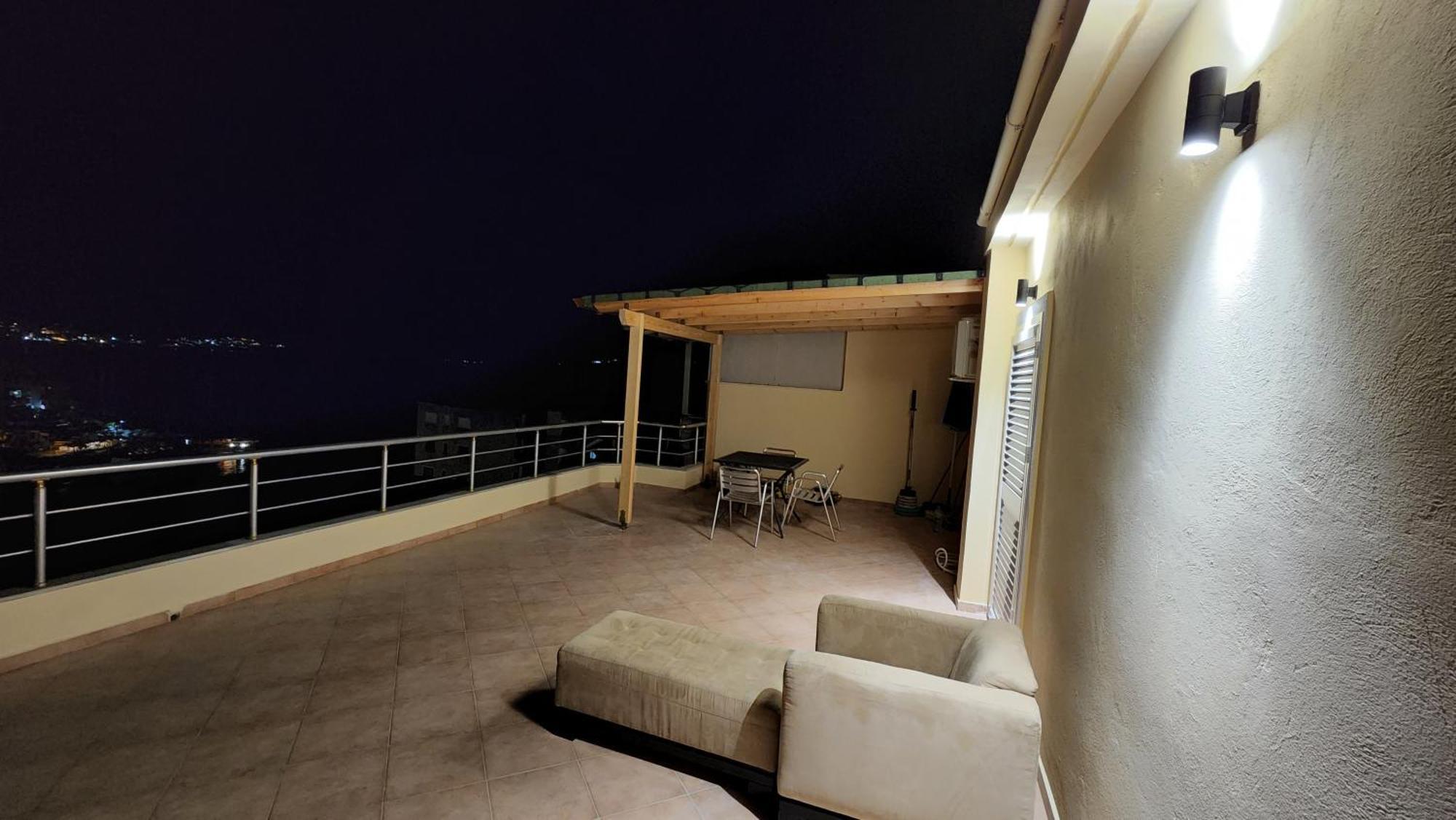 Glen'S Rooftop Sarandë 외부 사진
