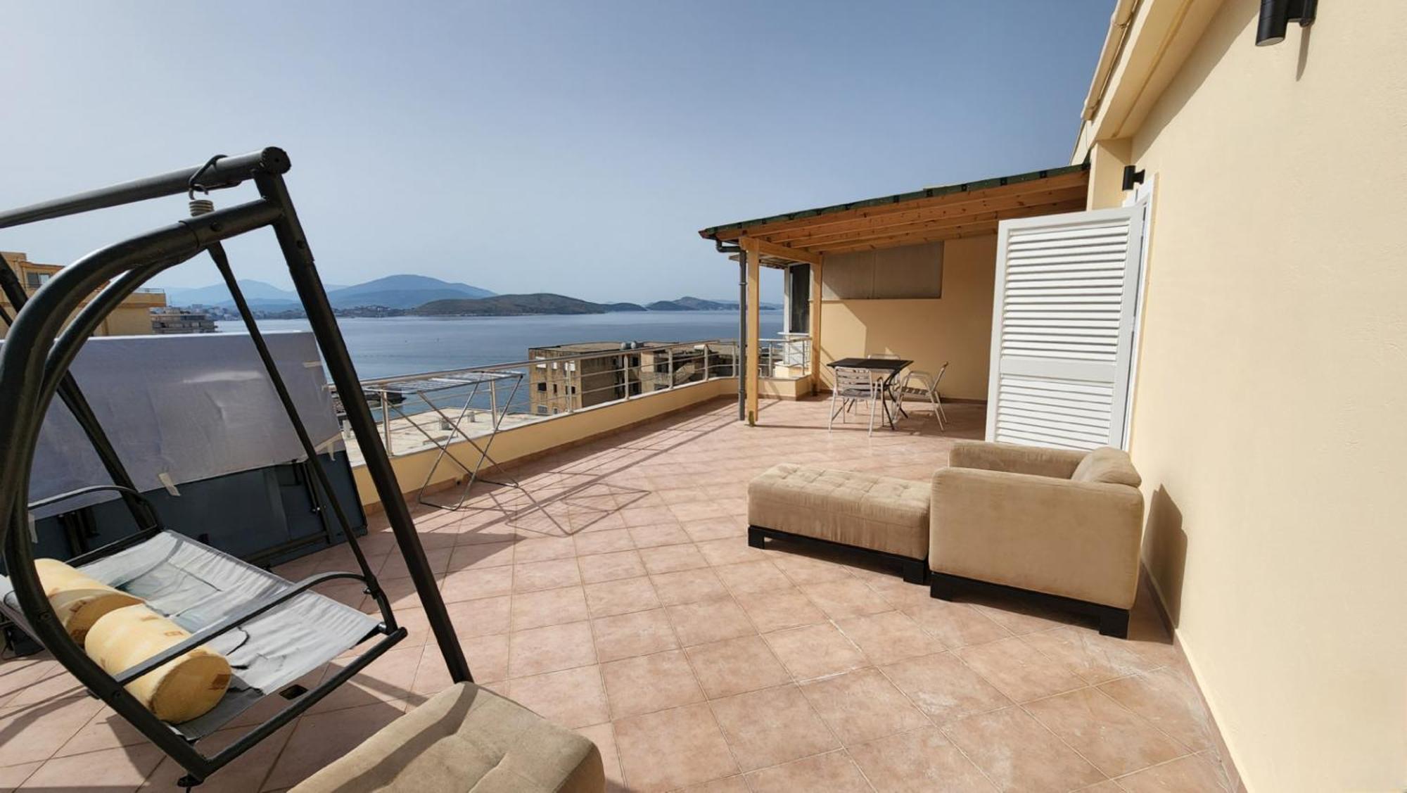 Glen'S Rooftop Sarandë 외부 사진