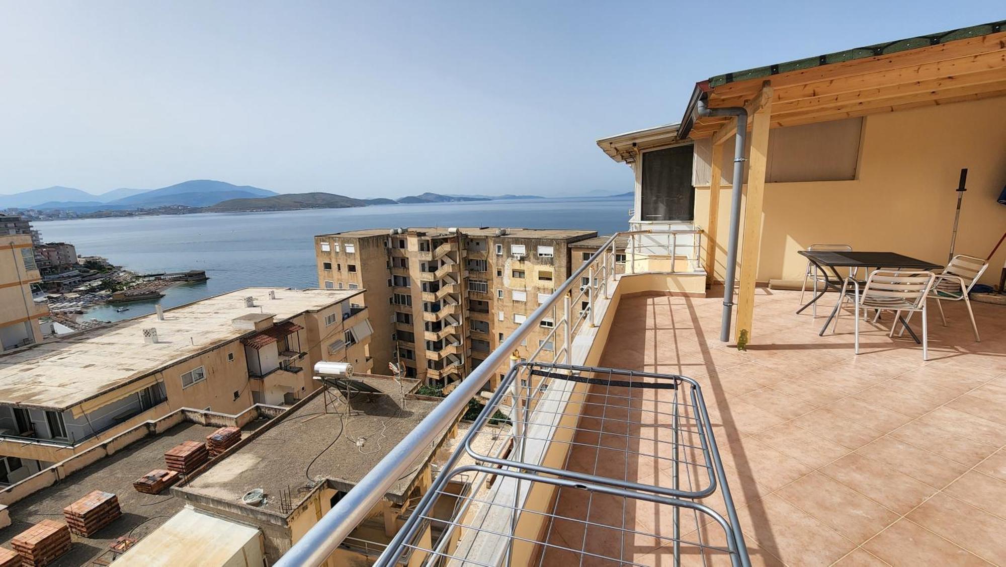 Glen'S Rooftop Sarandë 외부 사진